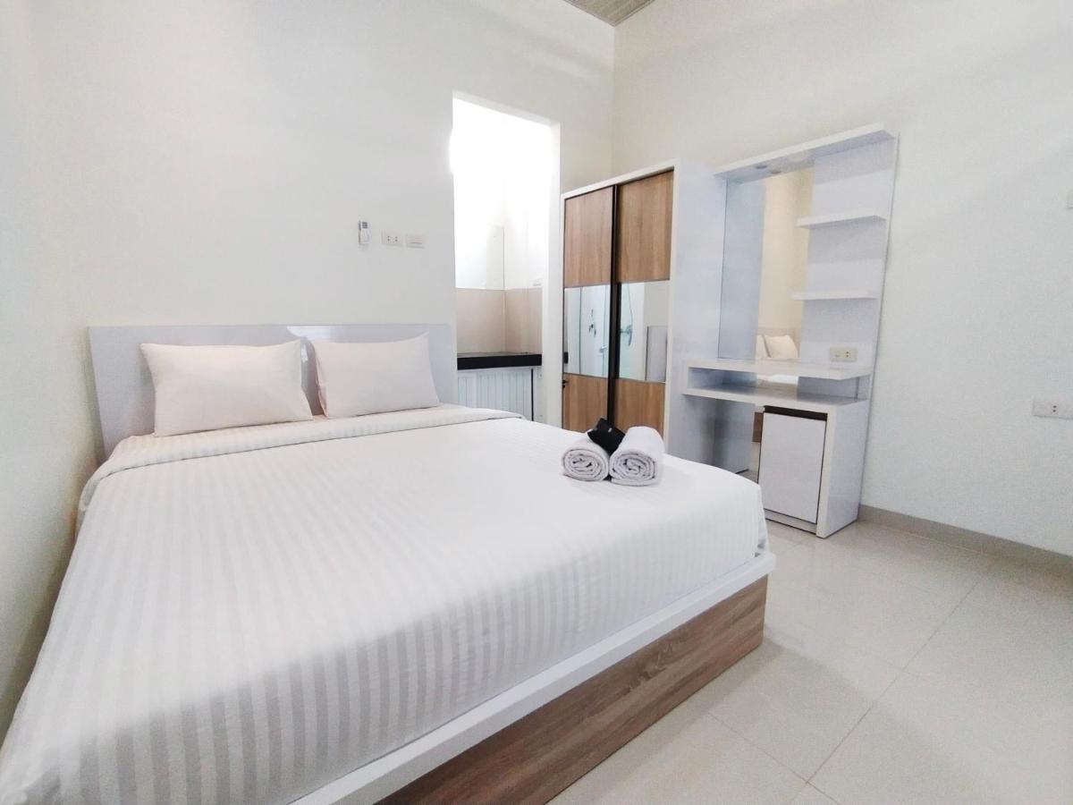 Hometown Residence Bandar Lampung Zewnętrze zdjęcie
